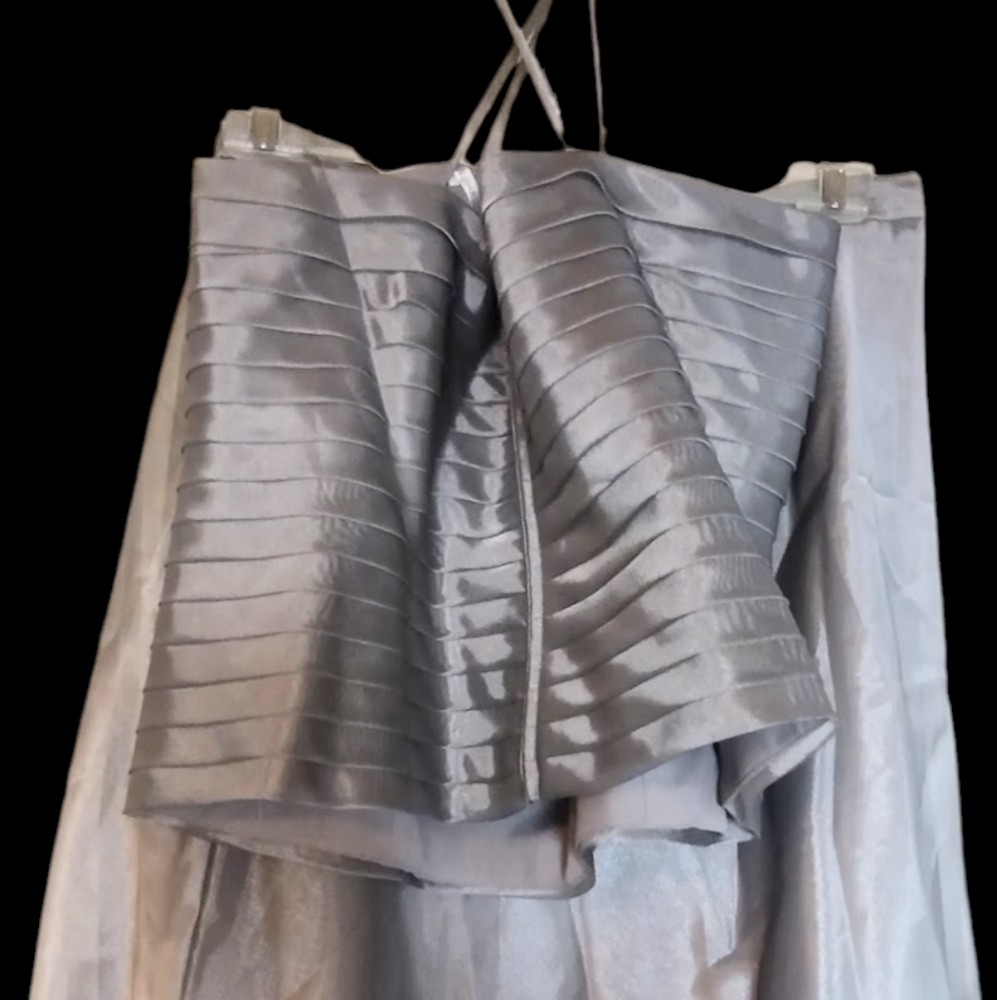 David's Formal 2 Piece Outfit Size 14/16 Skirt 14, Top 16 Excellent Cond $50